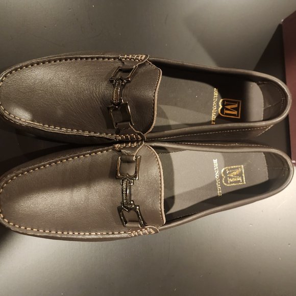 Bruno Magli Xavier Leather Driver Shoe and wooden shoe trees  Brand New main image 8